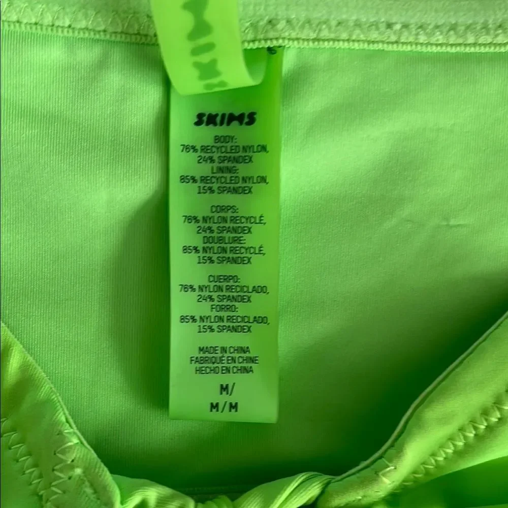 SKIMS Bright Green Long Sleeve Bikini Top size M NWOT